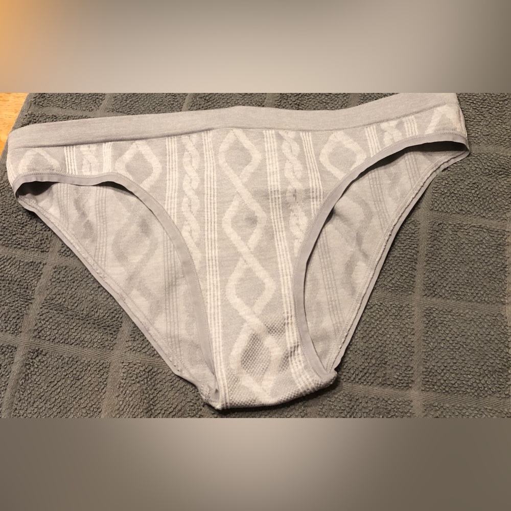 New Victorias Secret cheekini.